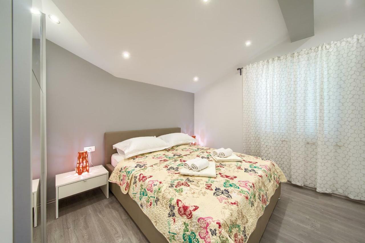 Apartments Vall Крк Экстерьер фото